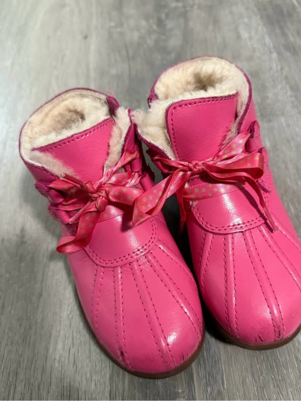 UGG Kids Bright Pink Faux-Fur Ribbon Lace Boots